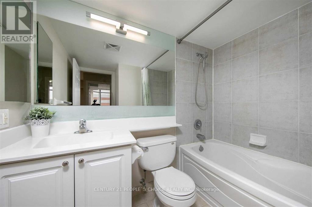 2312 - 310 Burnhamthorpe Road W, Mississauga, Ontario  L5B 4P9 - Photo 26 - W12419014