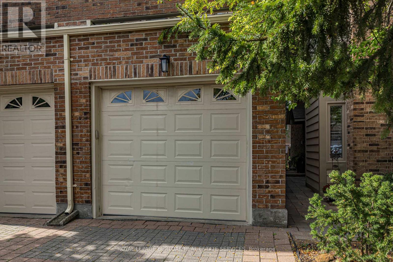 5 - 3230 New Street, Burlington, Ontario  L7N 1M8 - Photo 5 - W12419025