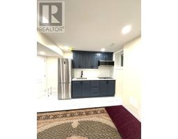 38 LAVALLEE CRESCENT, Brampton, Ontario