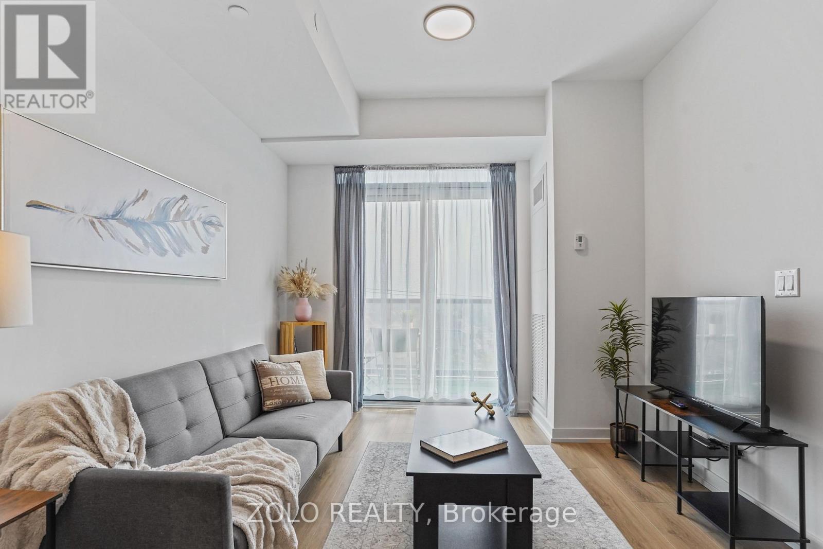 512 - 10 Lagerfeld Drive, Brampton, Ontario  L7A 0H8 - Photo 14 - W12419099