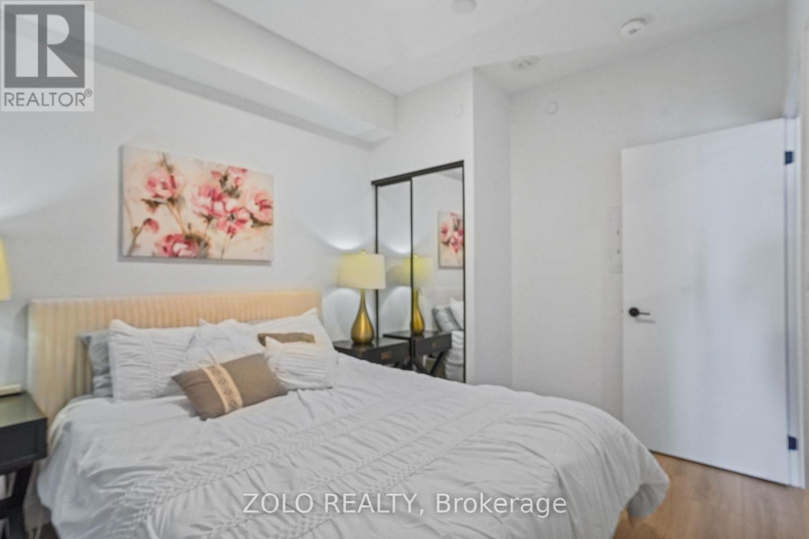 512 - 10 Lagerfeld Drive, Brampton, Ontario  L7A 0H8 - Photo 17 - W12419099