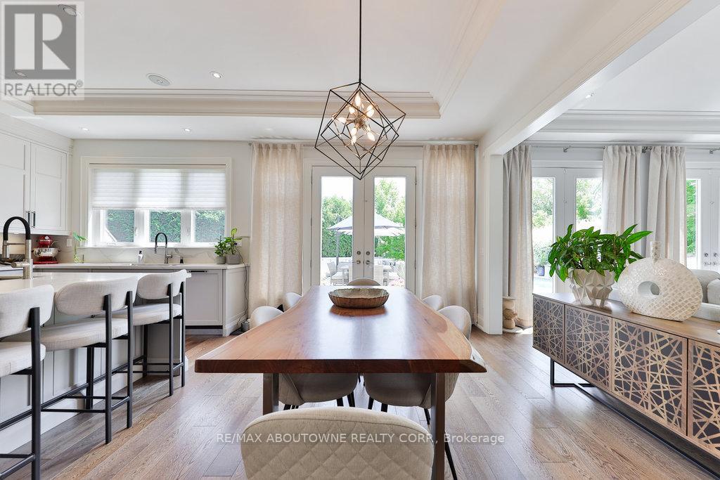 408 Saville Crescent, Oakville, Ontario  L6L 3T8 - Photo 13 - W12419101
