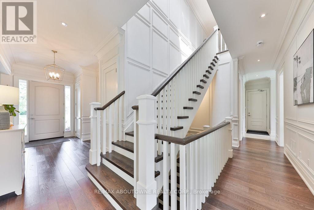 408 Saville Crescent, Oakville, Ontario  L6L 3T8 - Photo 20 - W12419101