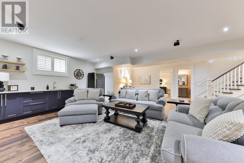 408 Saville Crescent, Oakville, Ontario  L6L 3T8 - Photo 40 - W12419101