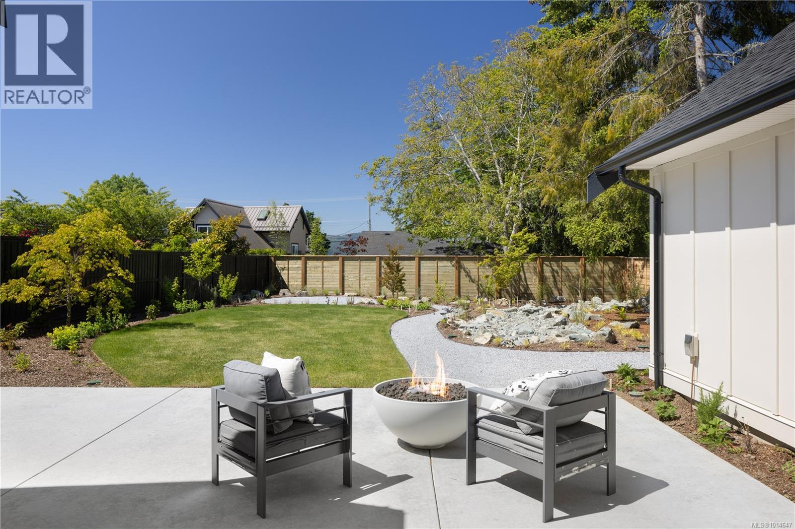 10210 Tsaykum Rd, North Saanich, British Columbia  V8L 5T6 - Photo 35 - 1014647