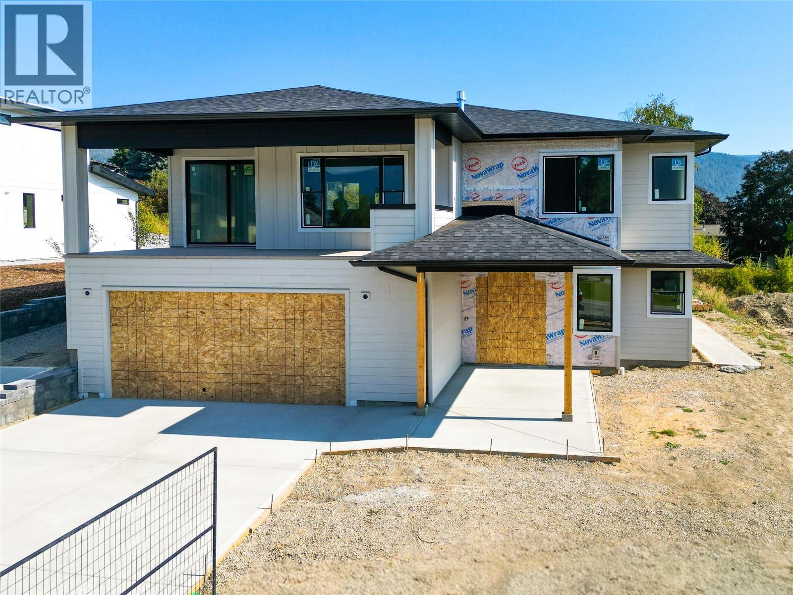 1770 35 Street Ne, Salmon Arm, British Columbia  V1E 1M9 - Photo 2 - 10363670
