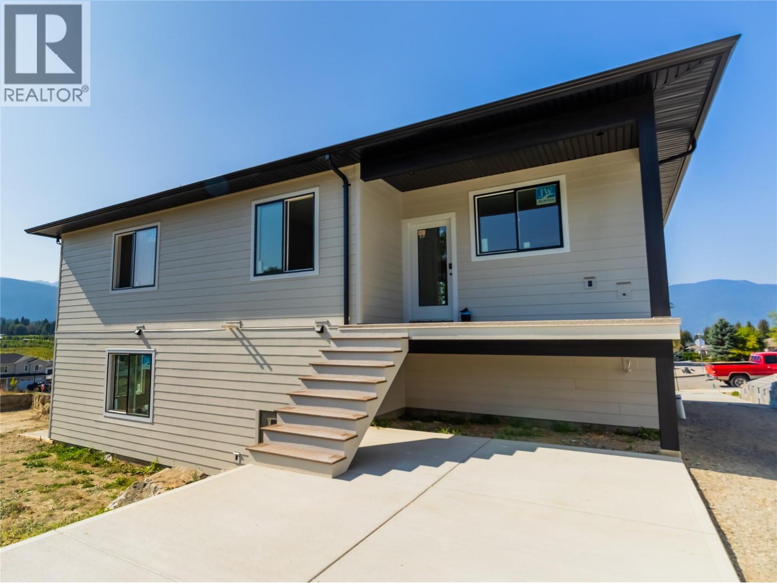 1770 35 Street Ne, Salmon Arm, British Columbia  V1E 1M9 - Photo 31 - 10363670