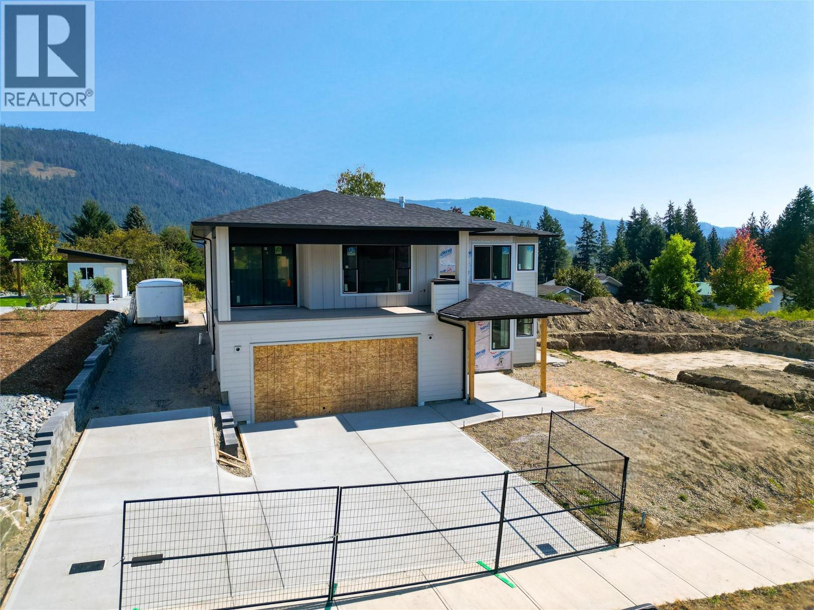 1770 35 Street Ne, Salmon Arm, British Columbia  V1E 1M9 - Photo 6 - 10363670