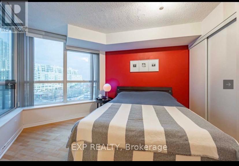 705 - 228 Queens Quay W, Toronto, Ontario  M5J 2X1 - Photo 7 - C12419137