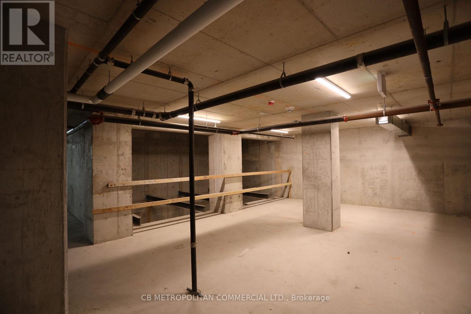 Upper Market - 5250 Yonge Street, Toronto (Willowdale West), Ontario  M2N 5P6 - Photo 12 - C12419140