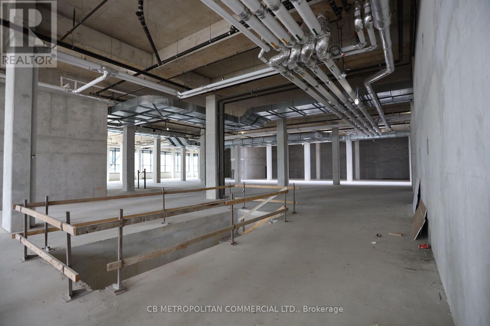Upper Market - 5250 Yonge Street, Toronto (Willowdale West), Ontario  M2N 5P6 - Photo 5 - C12419140