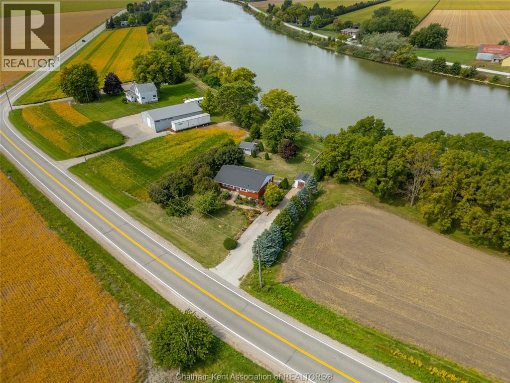 MLS# 25023416: 5823 Tecumseh LINE, Chatham-Kent, Canada