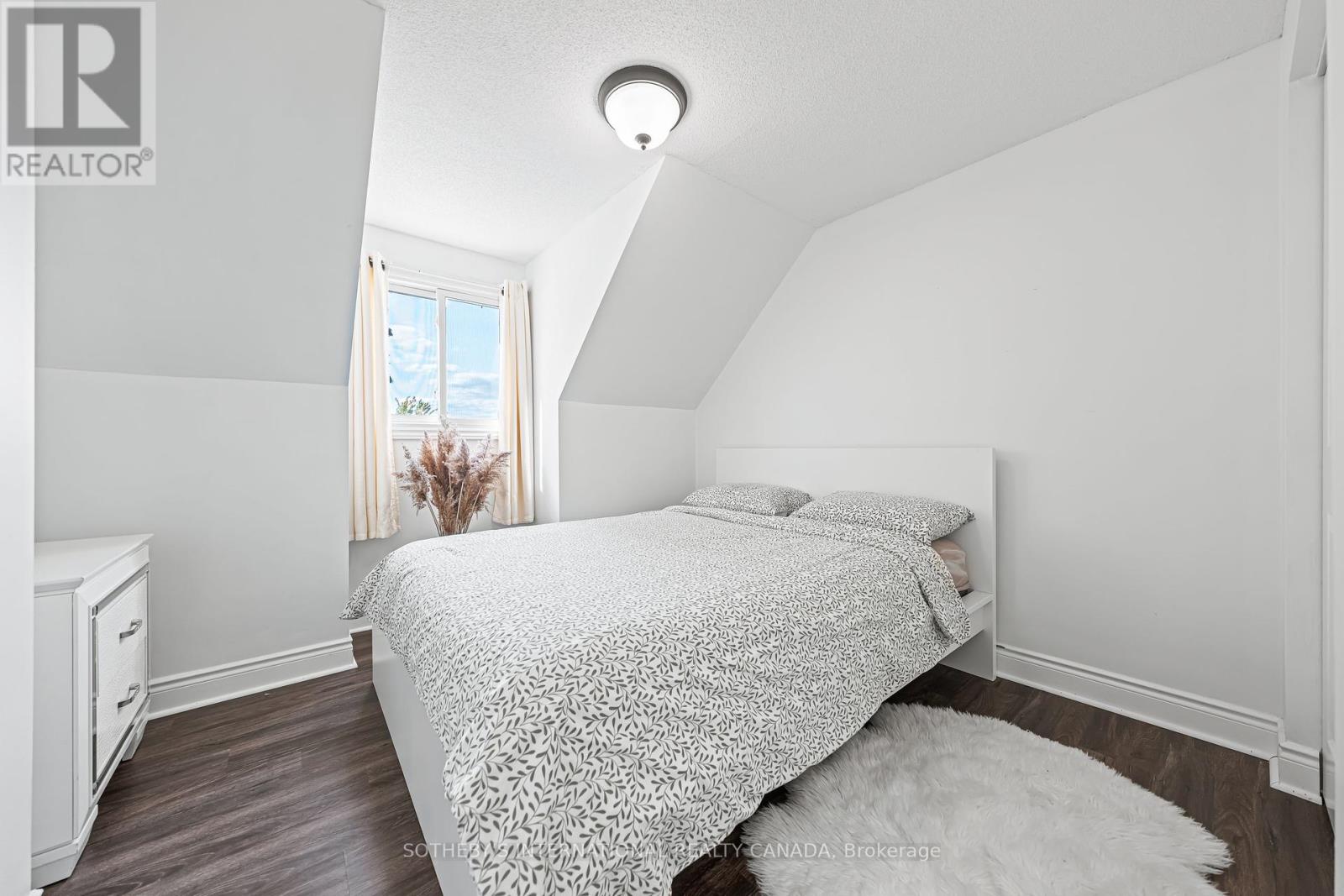 64 Glenbrook Crescent, Cambridge, Ontario  N1R 7Z2 - Photo 28 - X12419049