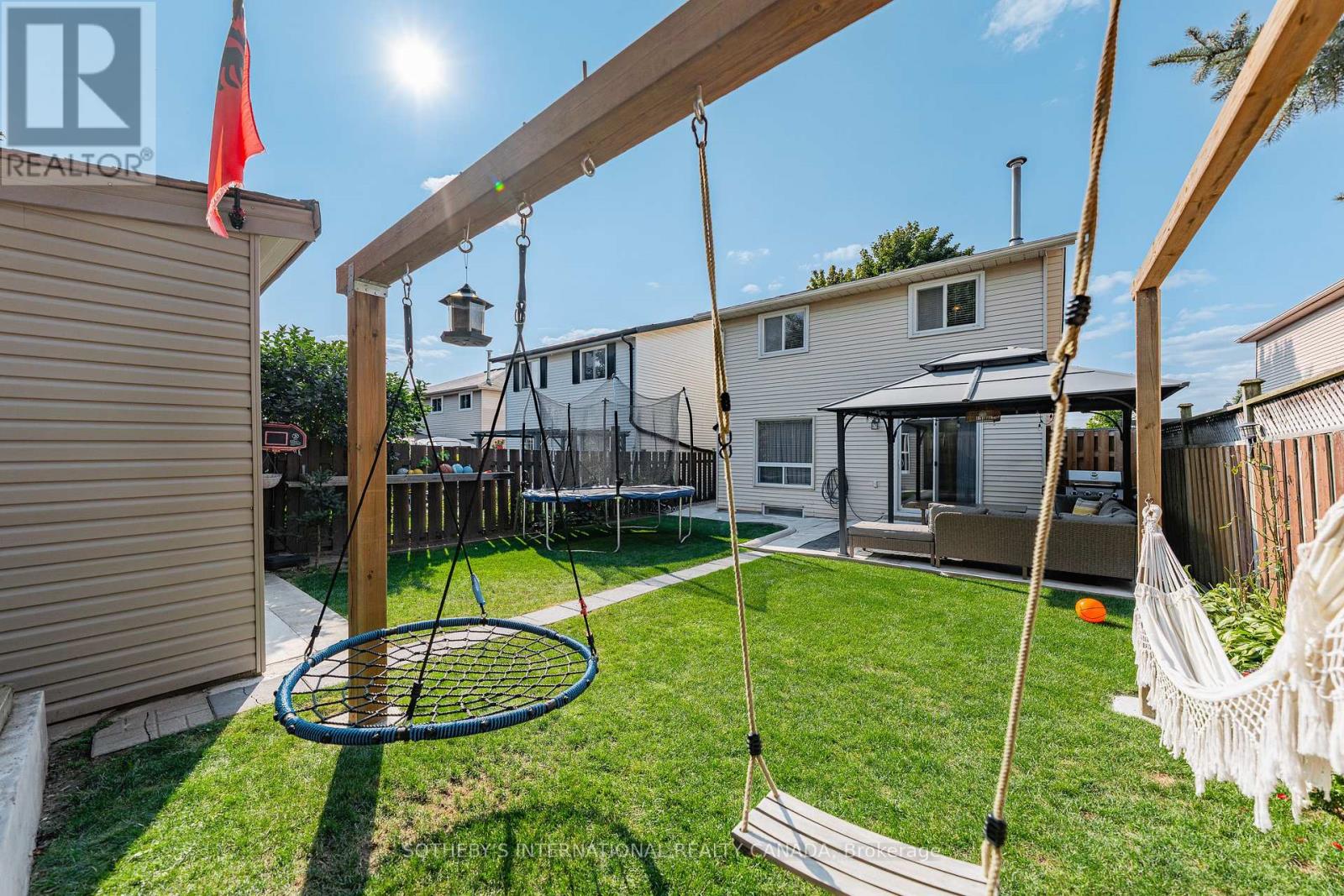 64 Glenbrook Crescent, Cambridge, Ontario  N1R 7Z2 - Photo 49 - X12419049