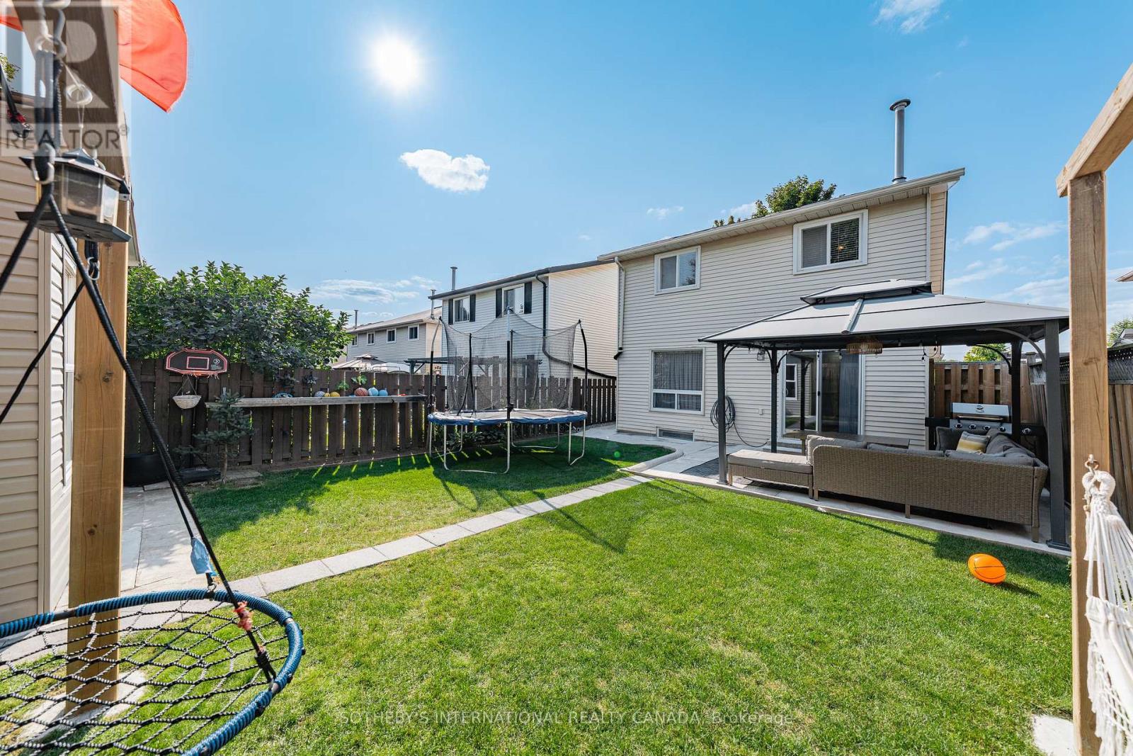 64 Glenbrook Crescent, Cambridge, Ontario  N1R 7Z2 - Photo 50 - X12419049