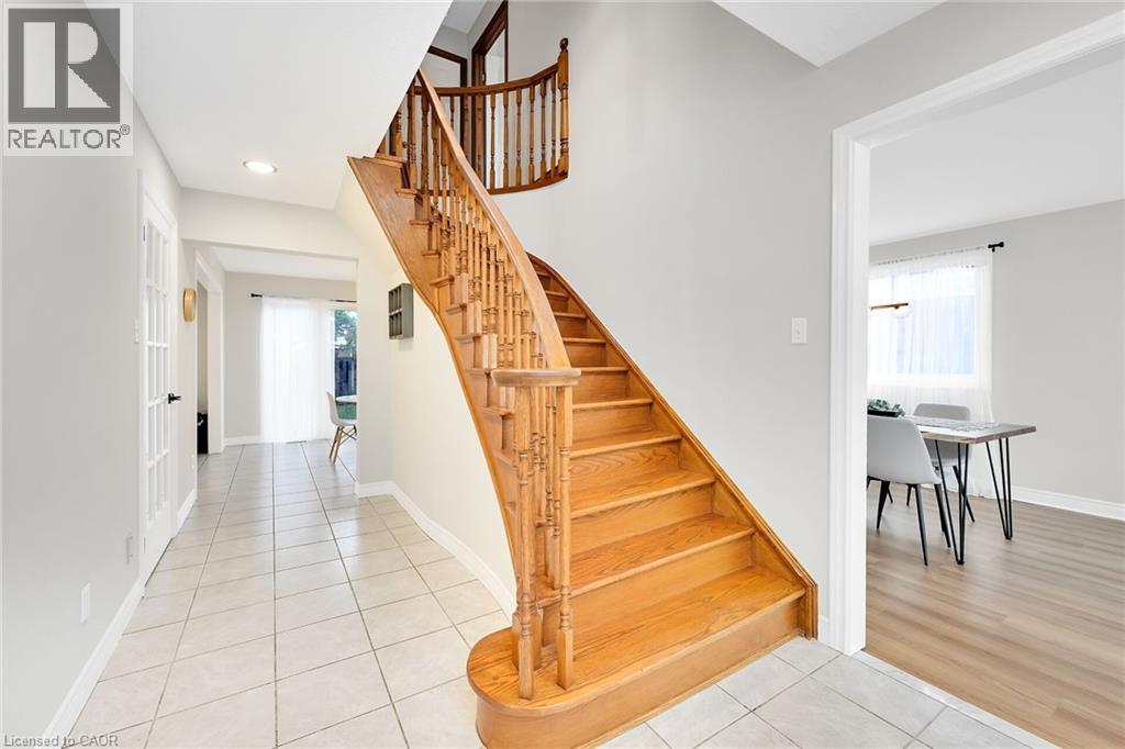 95 Gatestone Drive, Hamilton, Ontario  L8J 2V1 - Photo 7 - 40765088