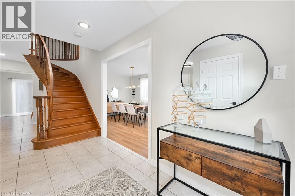95 Gatestone Drive, Hamilton, Ontario  L8J 2V1 - Photo 5 - 40765088