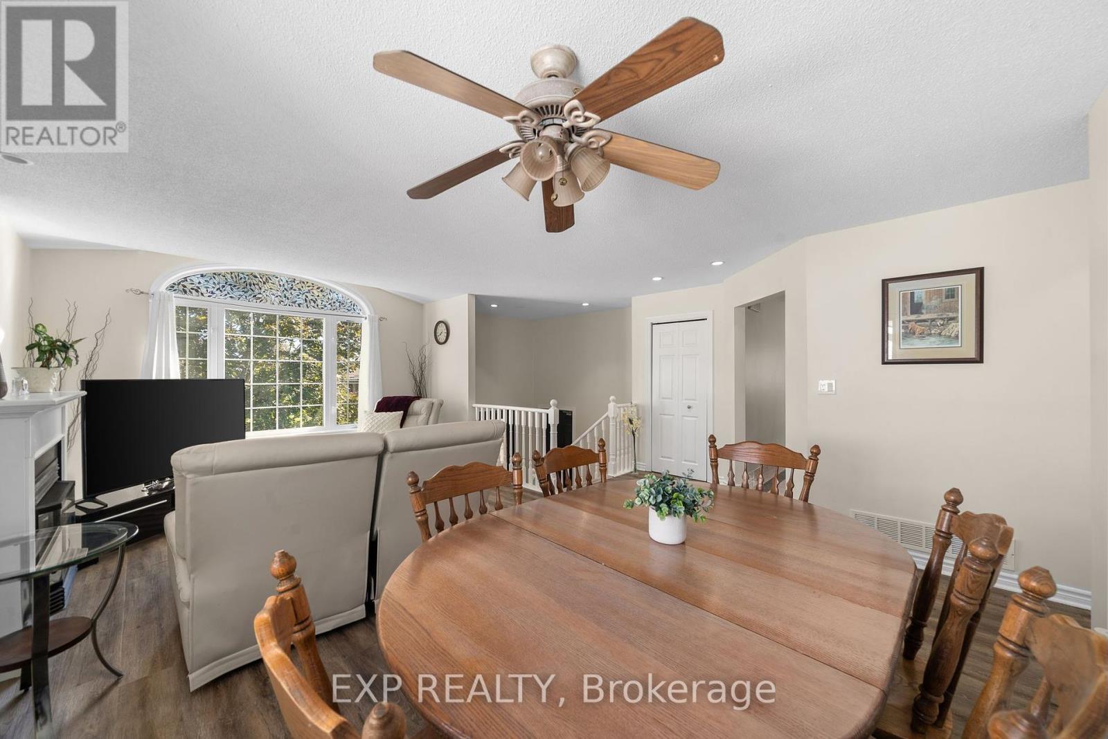 130 Finch Drive, Belleville (Belleville Ward), Ontario  K8P 5L4 - Photo 12 - X12419260