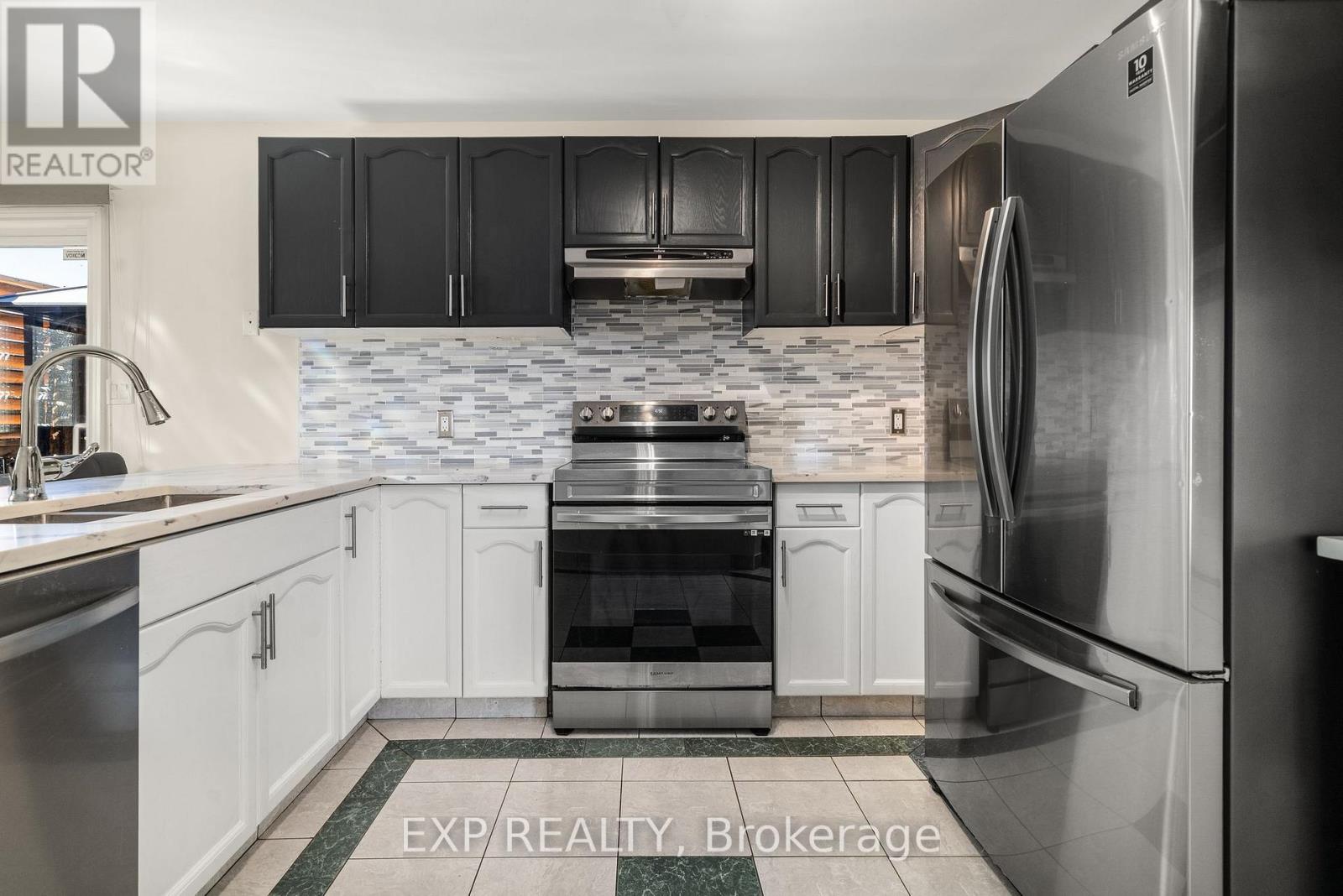 130 Finch Drive, Belleville (Belleville Ward), Ontario  K8P 5L4 - Photo 15 - X12419260