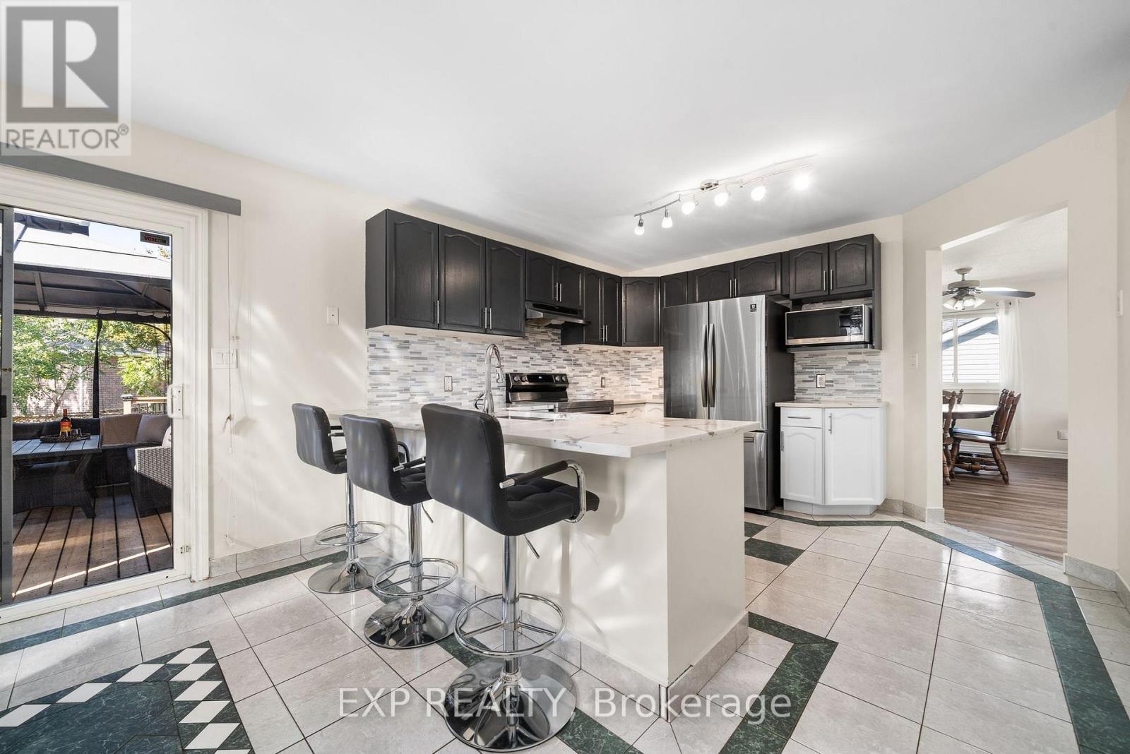 130 Finch Drive, Belleville (Belleville Ward), Ontario  K8P 5L4 - Photo 16 - X12419260