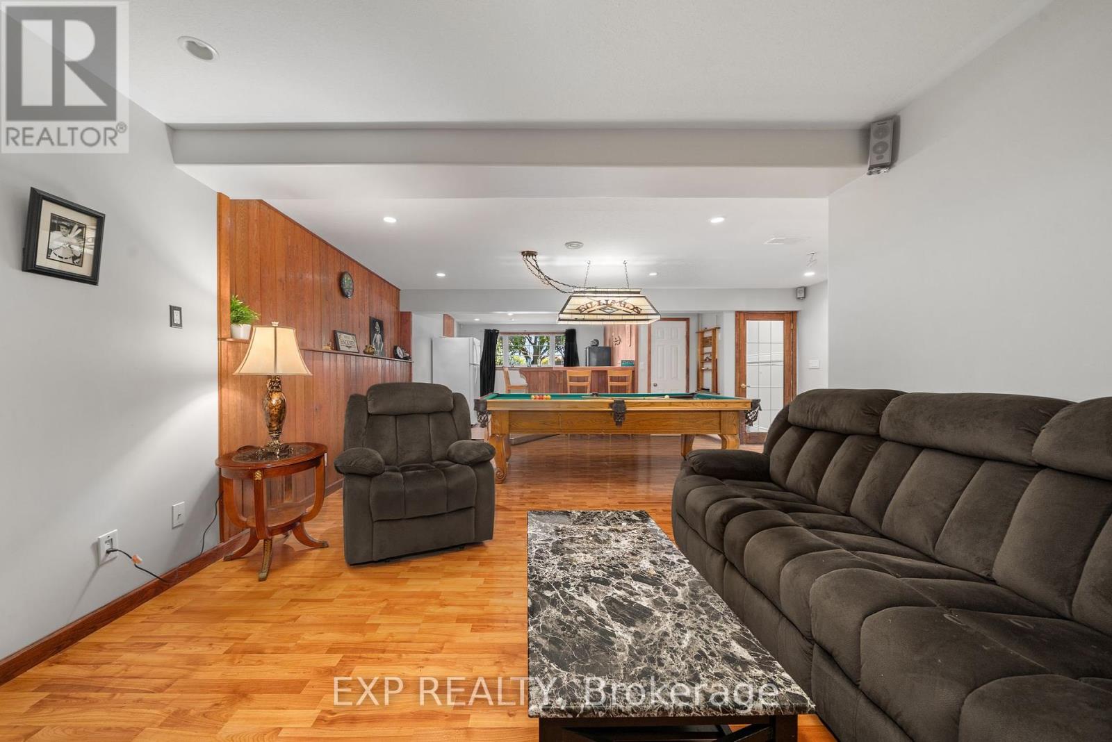130 Finch Drive, Belleville (Belleville Ward), Ontario  K8P 5L4 - Photo 35 - X12419260