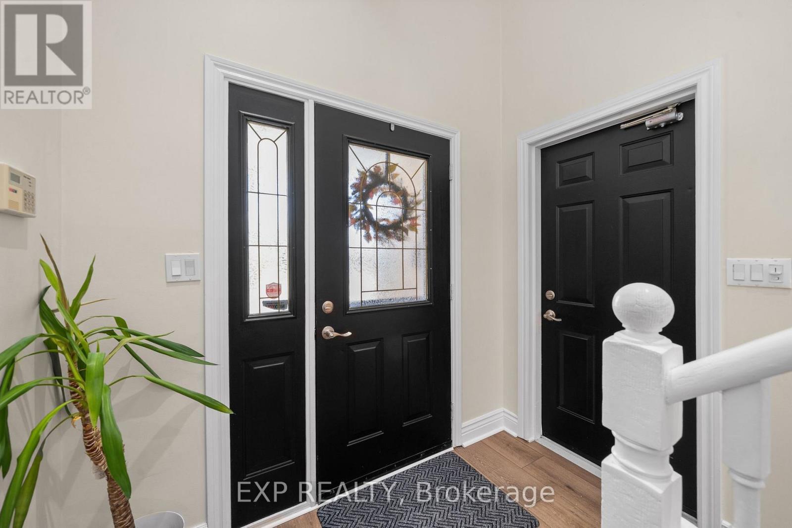 130 Finch Drive, Belleville (Belleville Ward), Ontario  K8P 5L4 - Photo 4 - X12419260