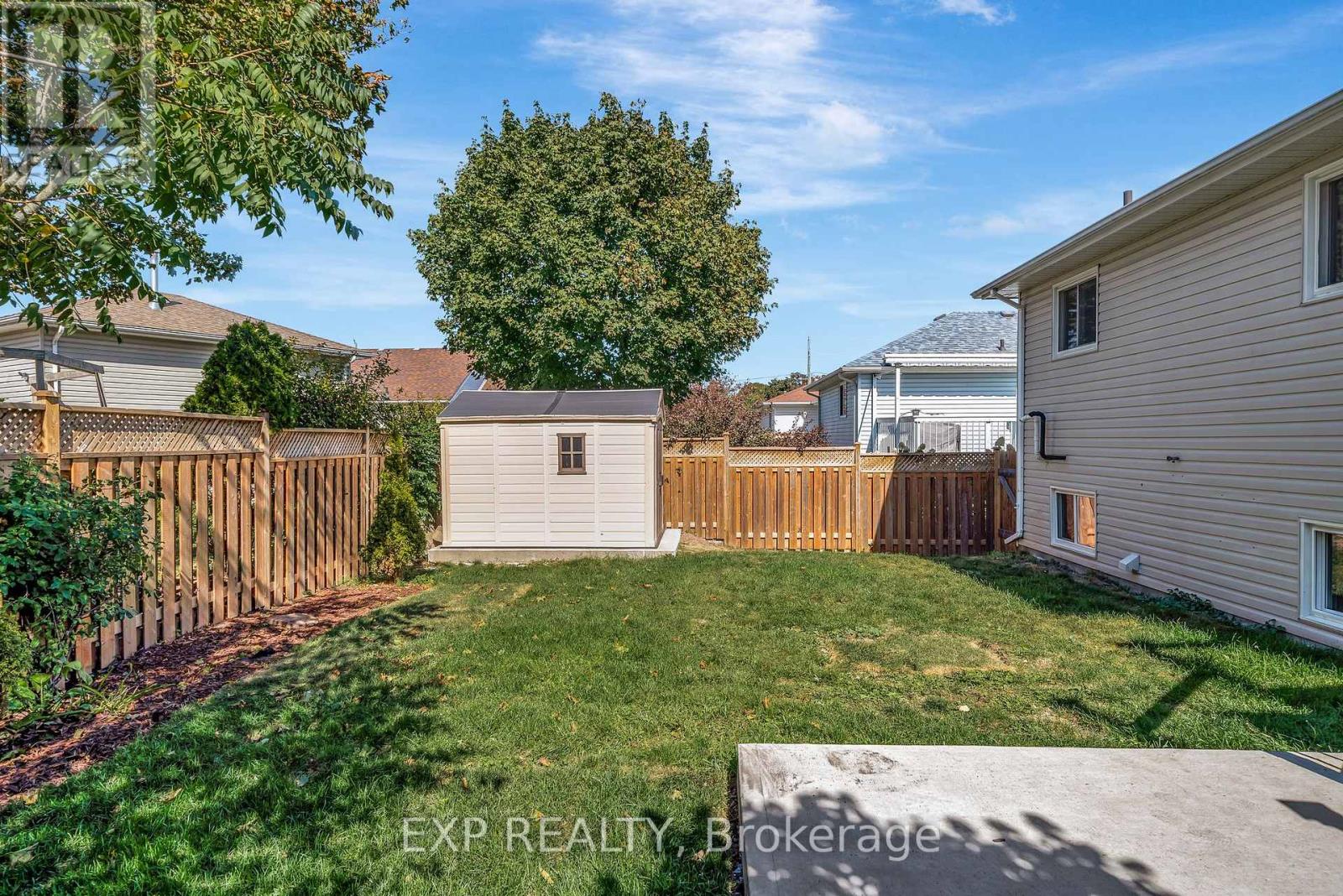 130 Finch Drive, Belleville (Belleville Ward), Ontario  K8P 5L4 - Photo 48 - X12419260