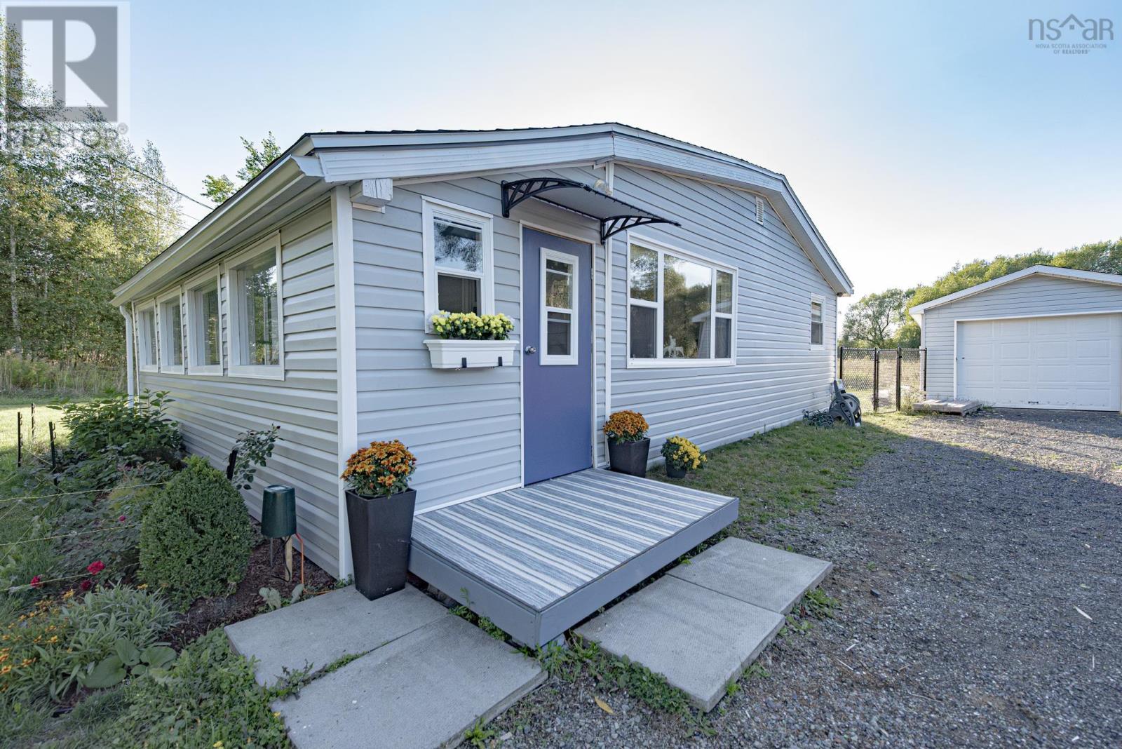 209 Ghana Avenue, New Glasgow, Nova Scotia  B2H 4X2 - Photo 1 - 202523149