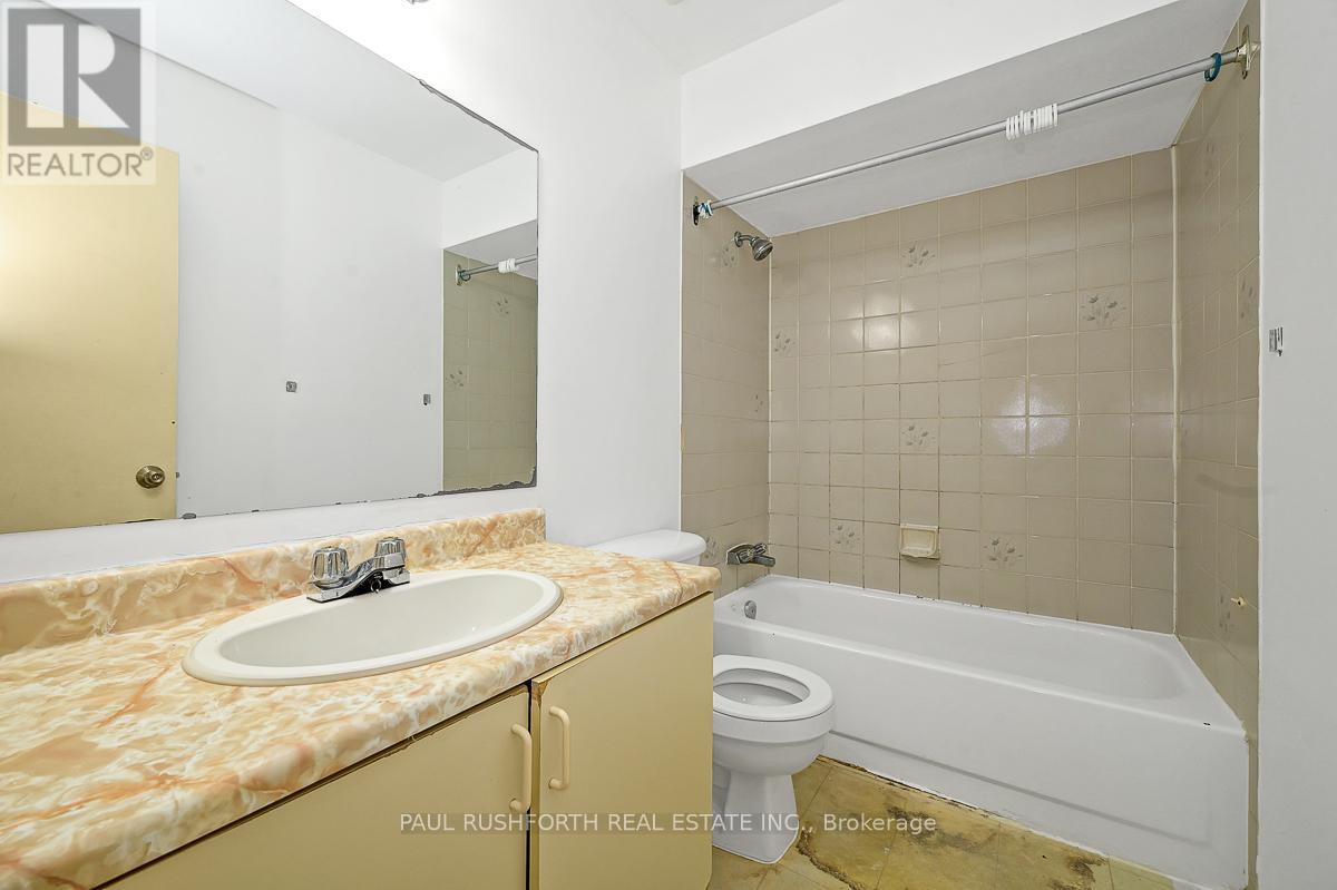 148 Bentbrook Crescent, Ottawa, Ontario  K2J 3Y3 - Photo 12 - X12419365