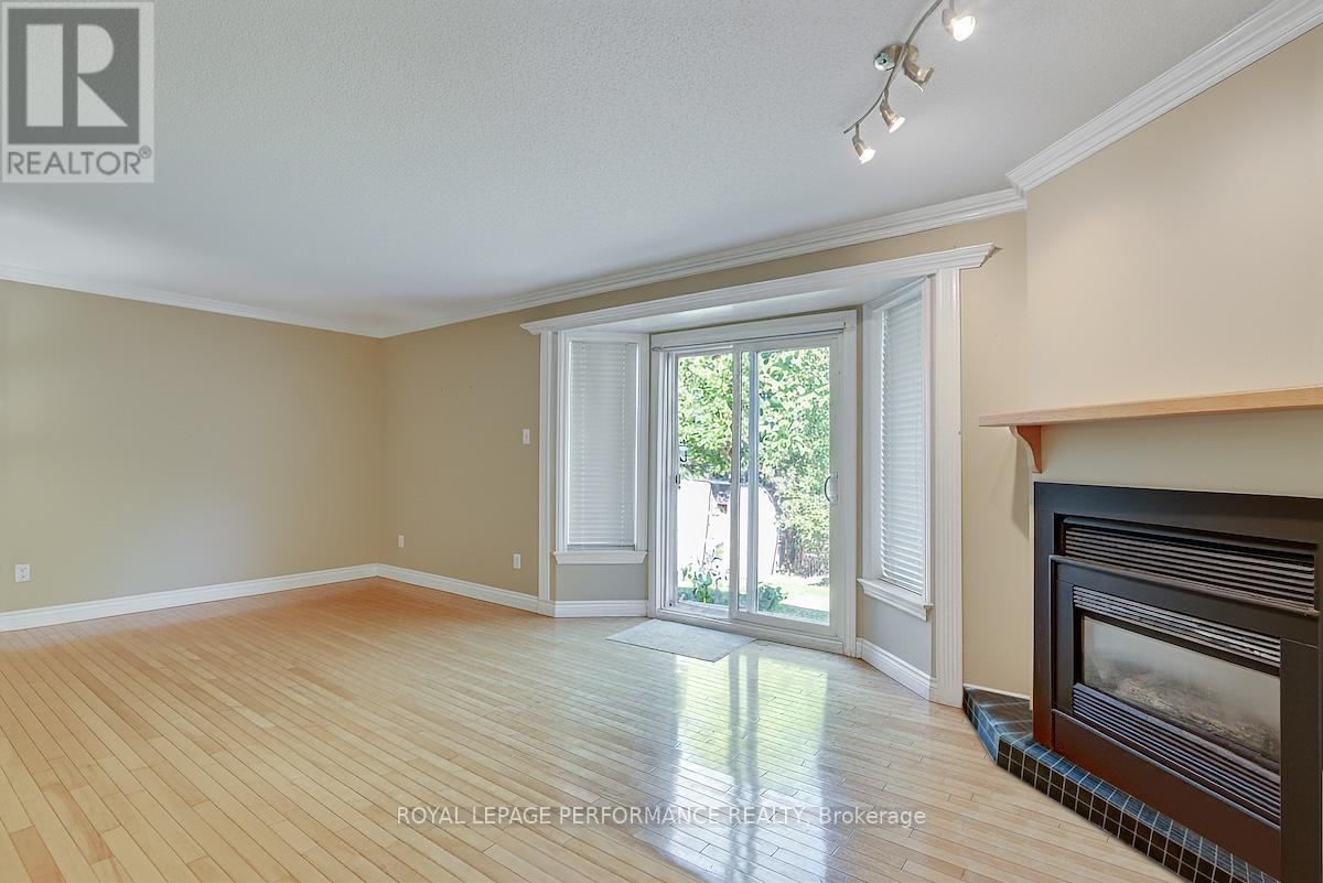 1815 Belval Crescent, Ottawa, Ontario  K1C 6J3 - Photo 14 - X12419369
