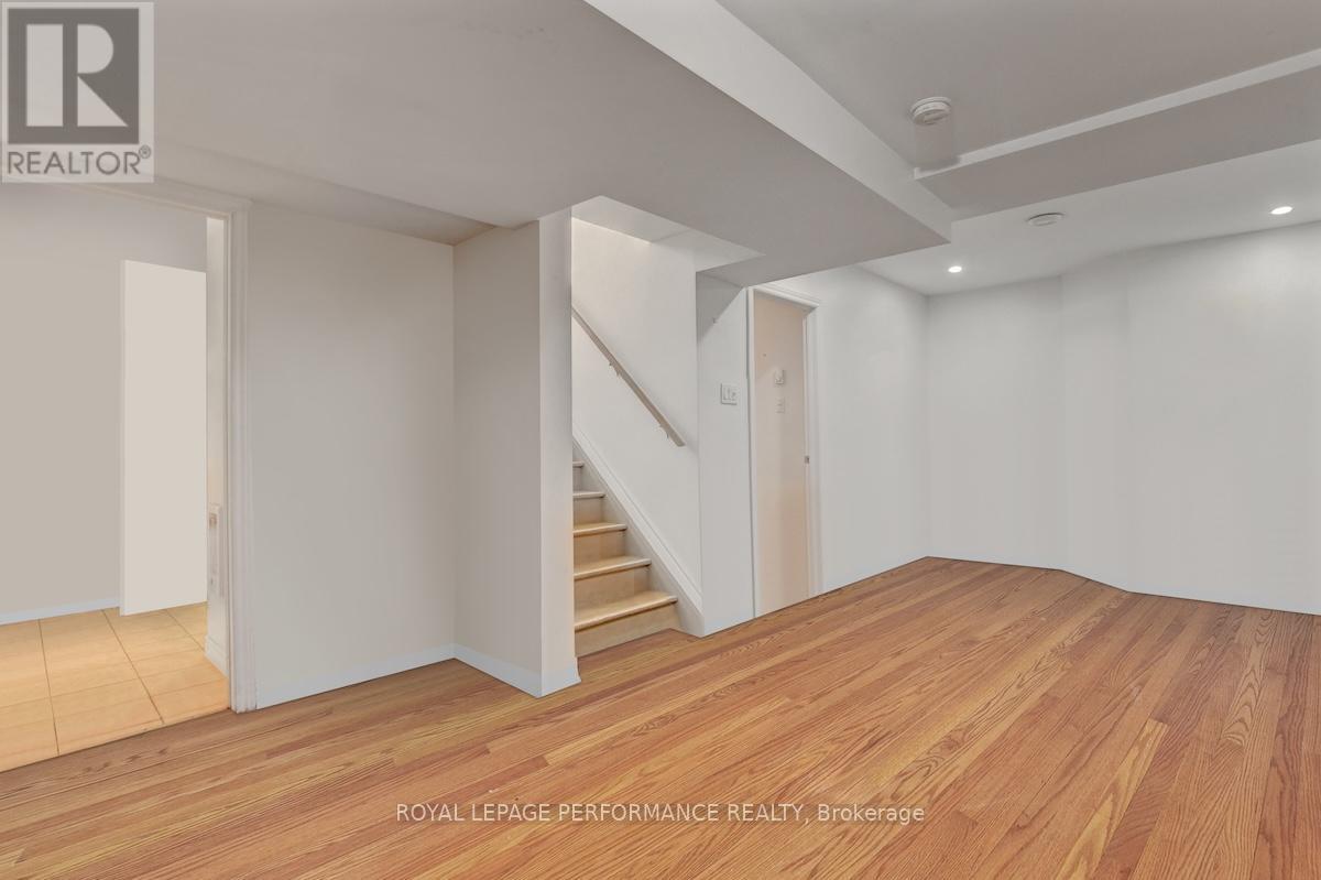 1815 Belval Crescent, Ottawa, Ontario  K1C 6J3 - Photo 29 - X12419369
