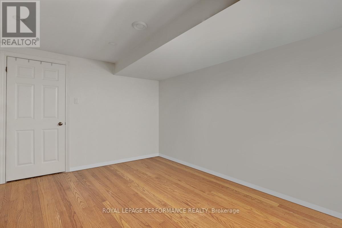 1815 Belval Crescent, Ottawa, Ontario  K1C 6J3 - Photo 32 - X12419369