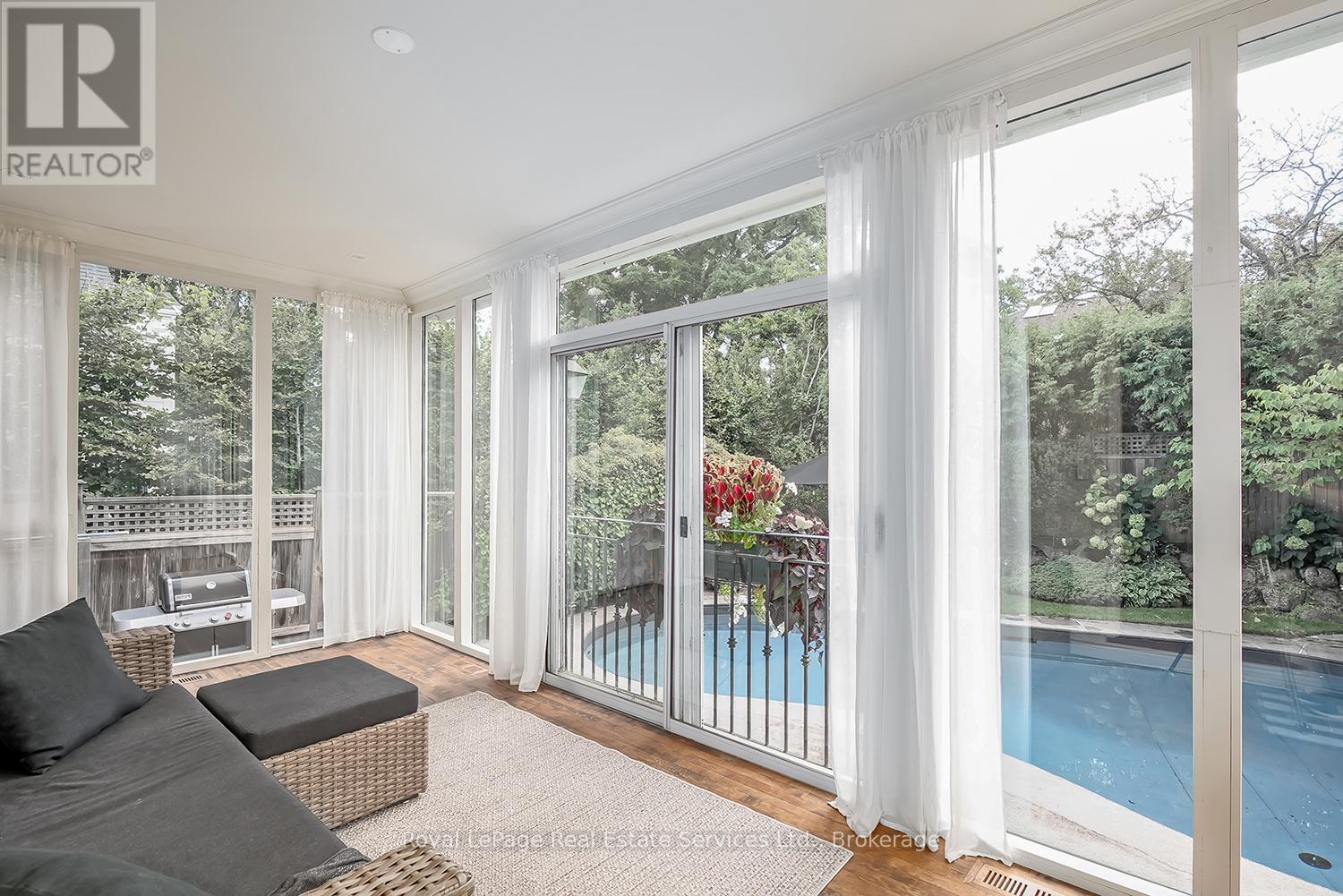 53 Thomas Street, Oakville, Ontario  L6J 3A2 - Photo 23 - W12419345
