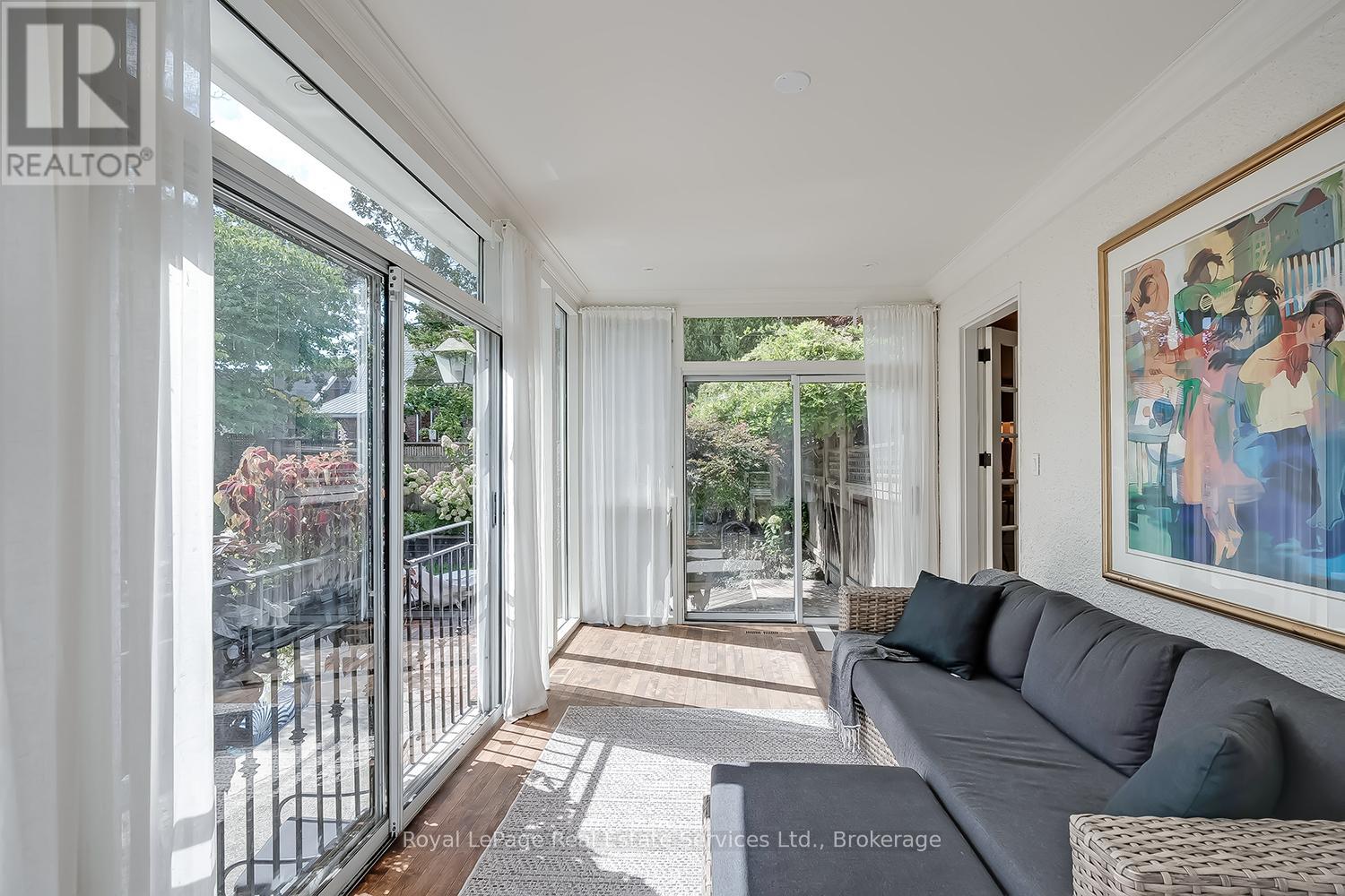 53 Thomas Street, Oakville, Ontario  L6J 3A2 - Photo 25 - W12419345