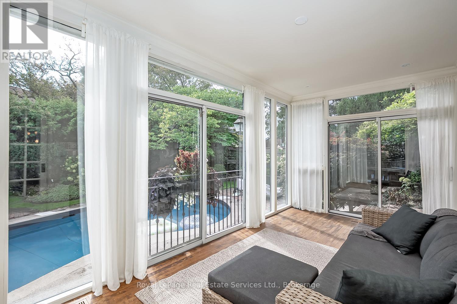 53 Thomas Street, Oakville, Ontario  L6J 3A2 - Photo 26 - W12419345