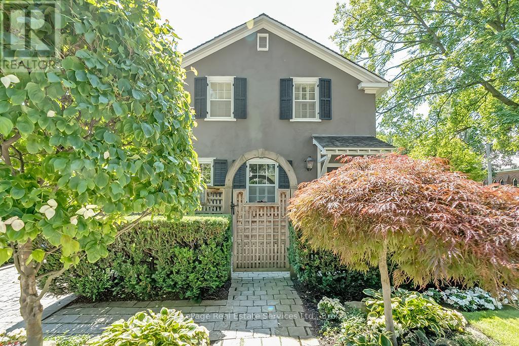 53 Thomas Street, Oakville, Ontario  L6J 3A2 - Photo 3 - W12419345