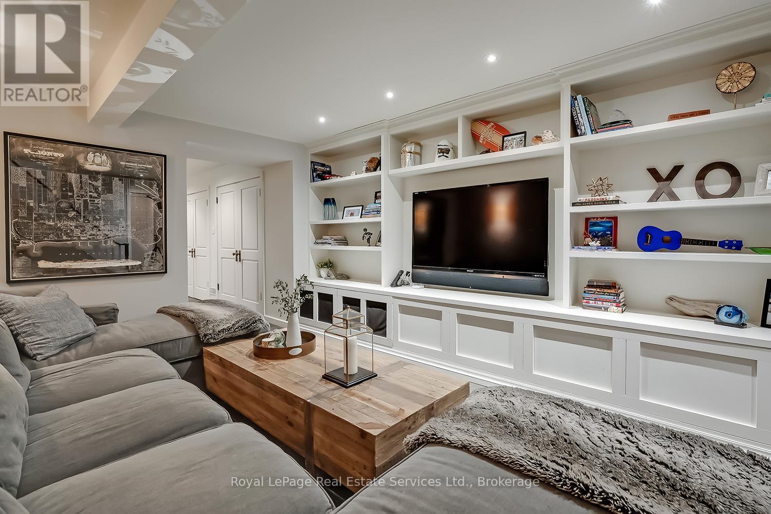 53 Thomas Street, Oakville, Ontario  L6J 3A2 - Photo 41 - W12419345