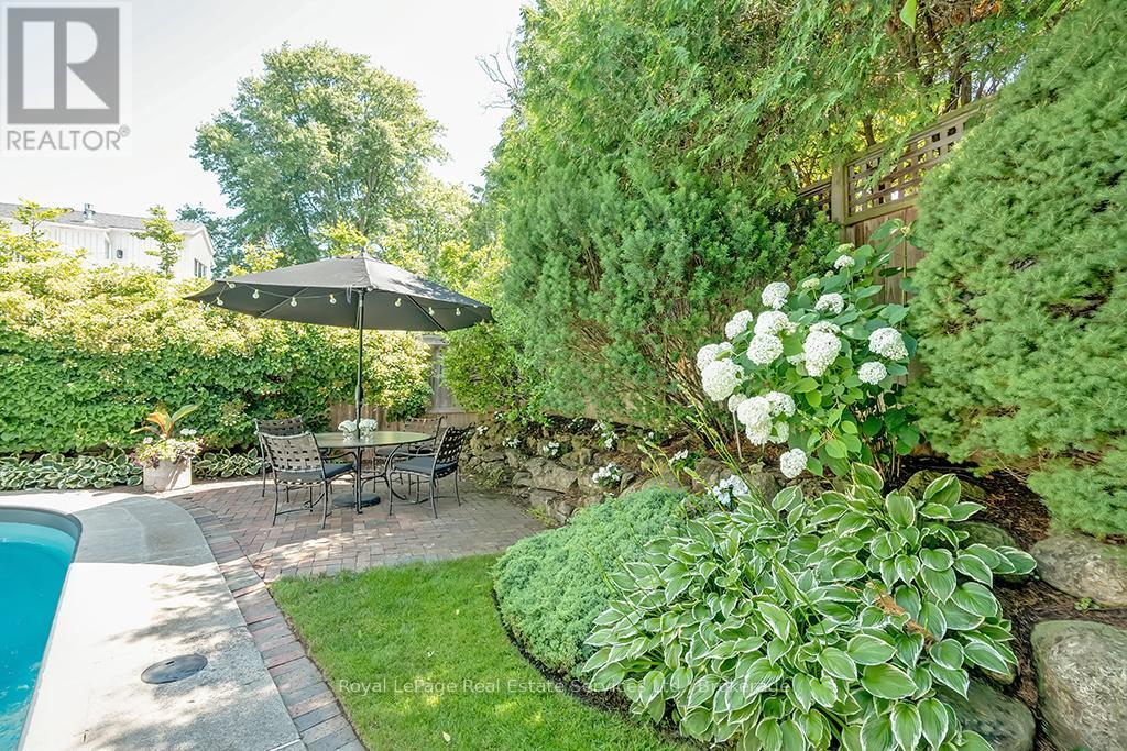 53 Thomas Street, Oakville, Ontario  L6J 3A2 - Photo 48 - W12419345