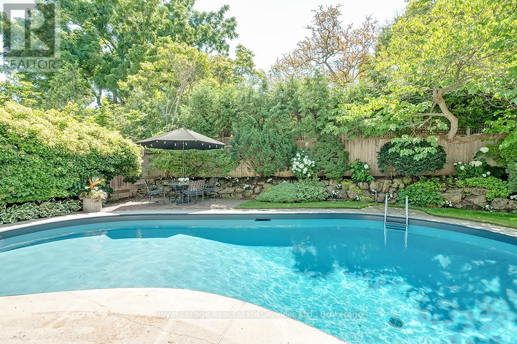 53 Thomas Street, Oakville, Ontario  L6J 3A2 - Photo 49 - W12419345