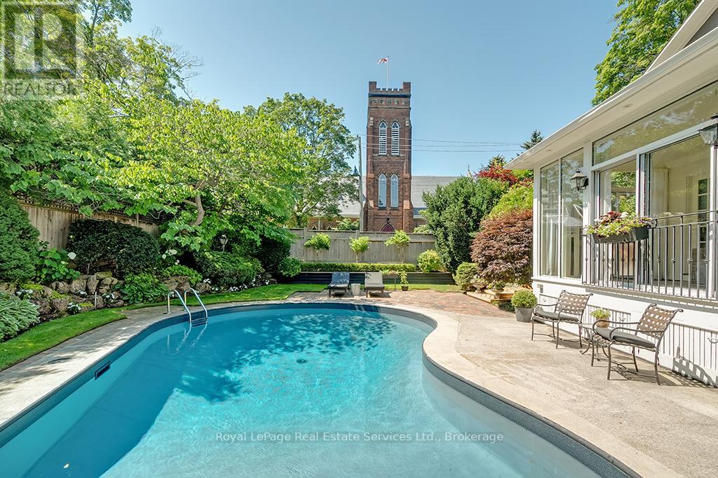 53 Thomas Street, Oakville, Ontario  L6J 3A2 - Photo 50 - W12419345