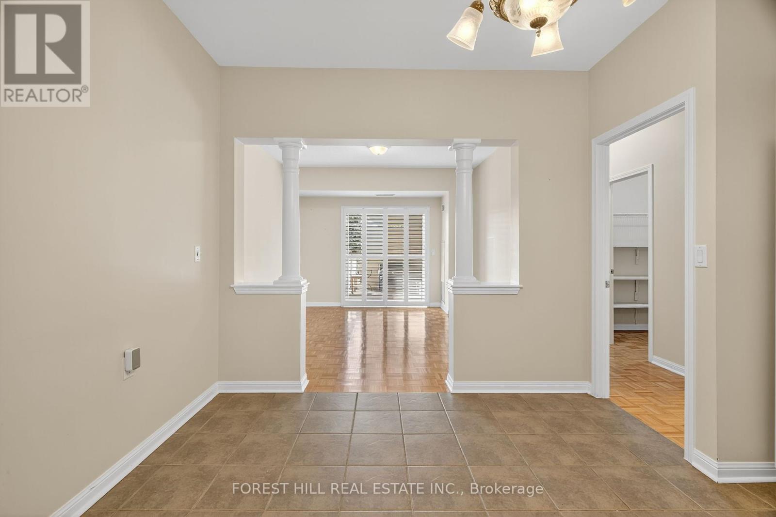 115 - 2500 Rutherford Road, Vaughan, Ontario  L4K 5N7 - Photo 8 - N12419138