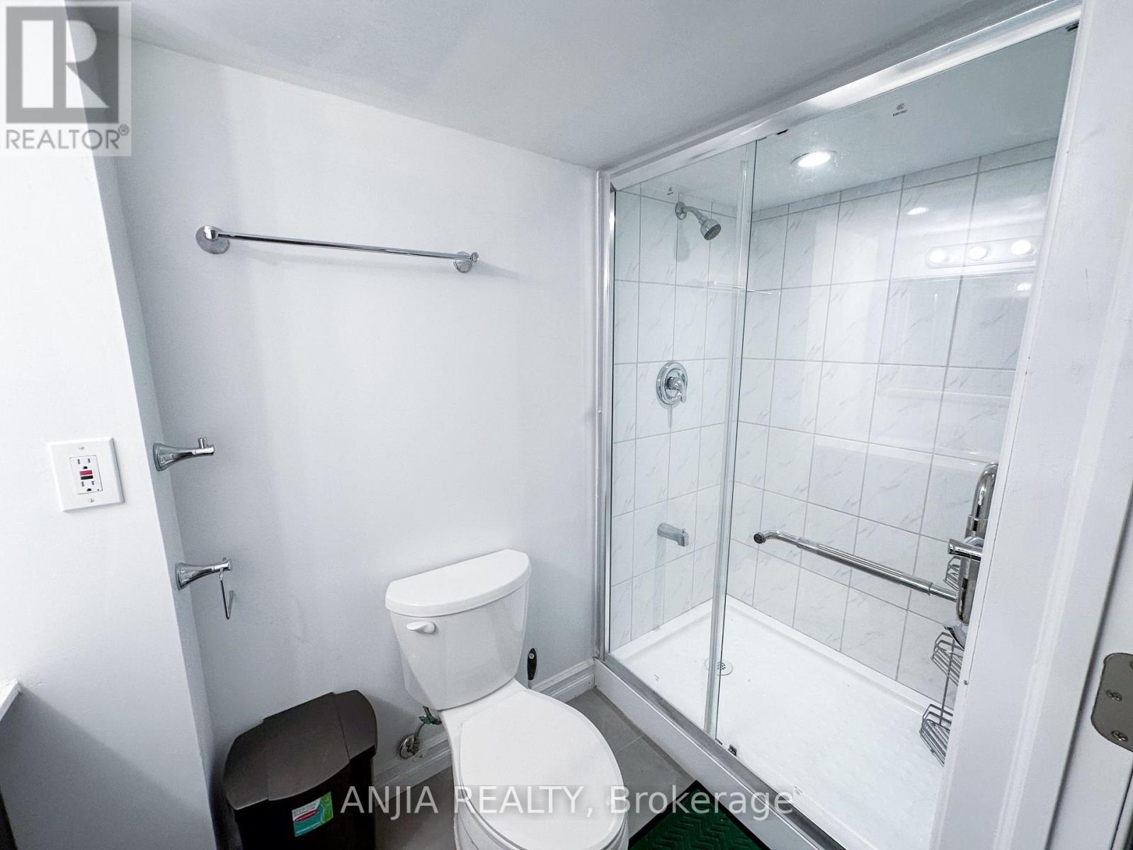 Basement - 18 Balmano Road, Markham, Ontario  L6E 1X4 - Photo 8 - N12419153
