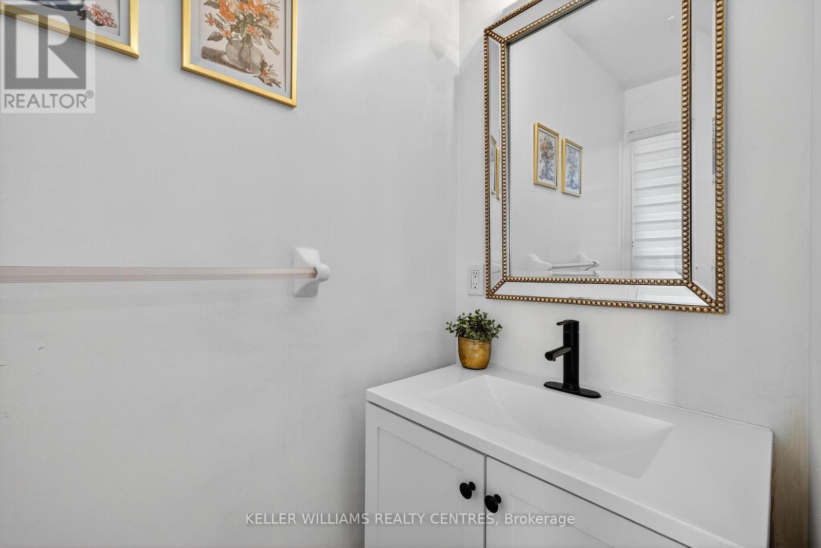 70 Burgess Crescent, Newmarket, Ontario  L3X 2T7 - Photo 21 - N12419159