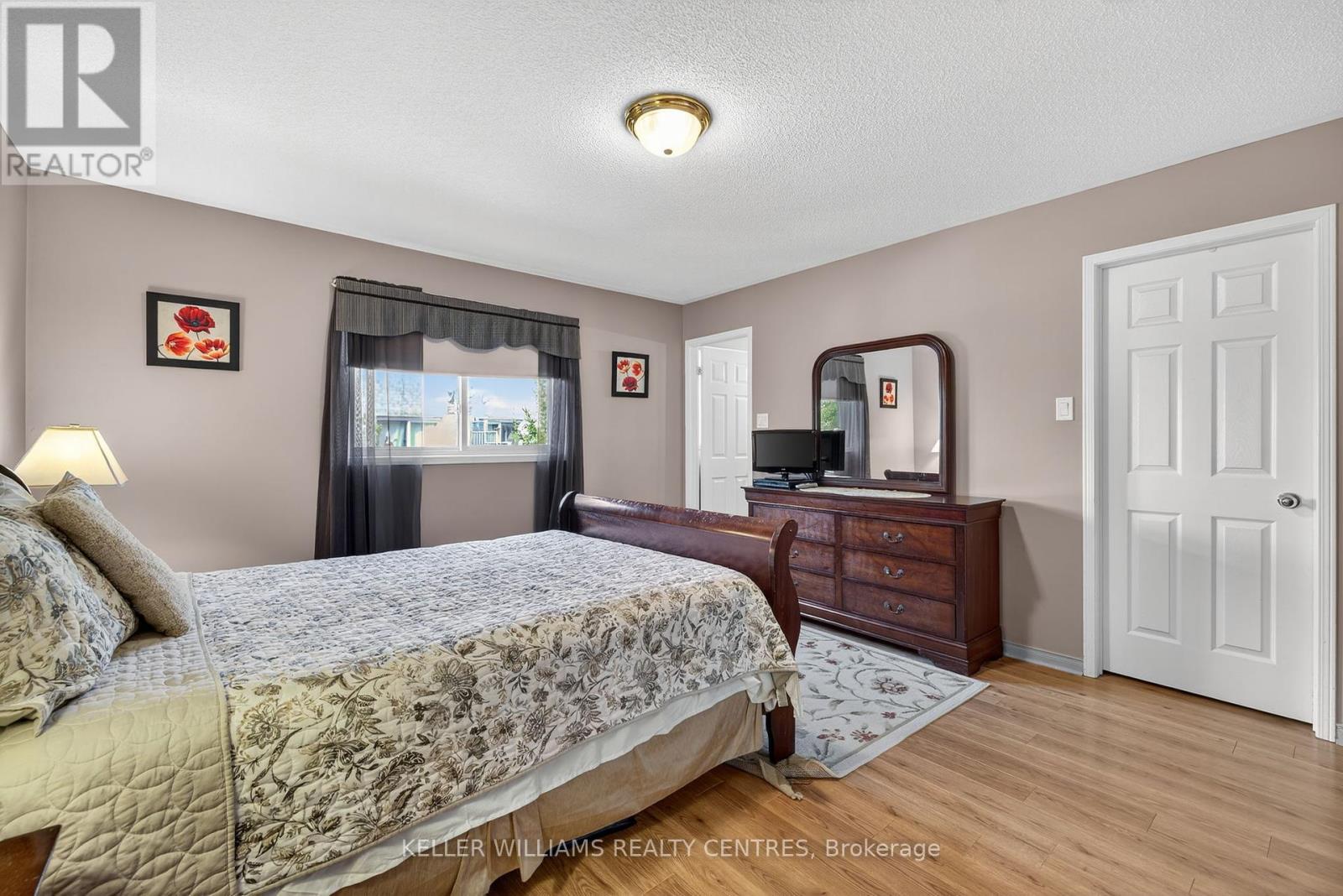 70 Burgess Crescent, Newmarket, Ontario  L3X 2T7 - Photo 25 - N12419159