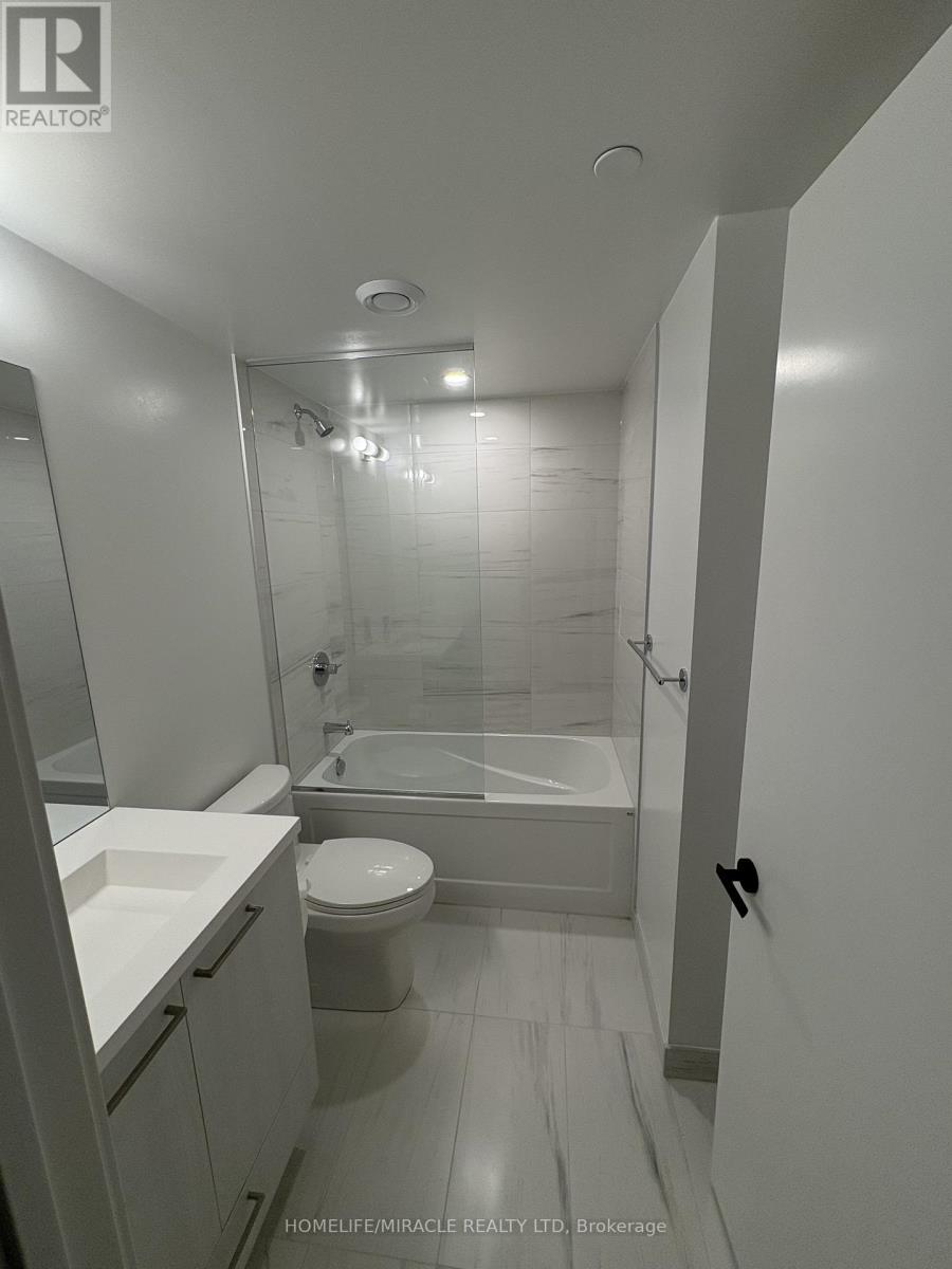 2001 - 195 Commerce Street, Vaughan, Ontario  L4K 0P9 - Photo 6 - N12419202