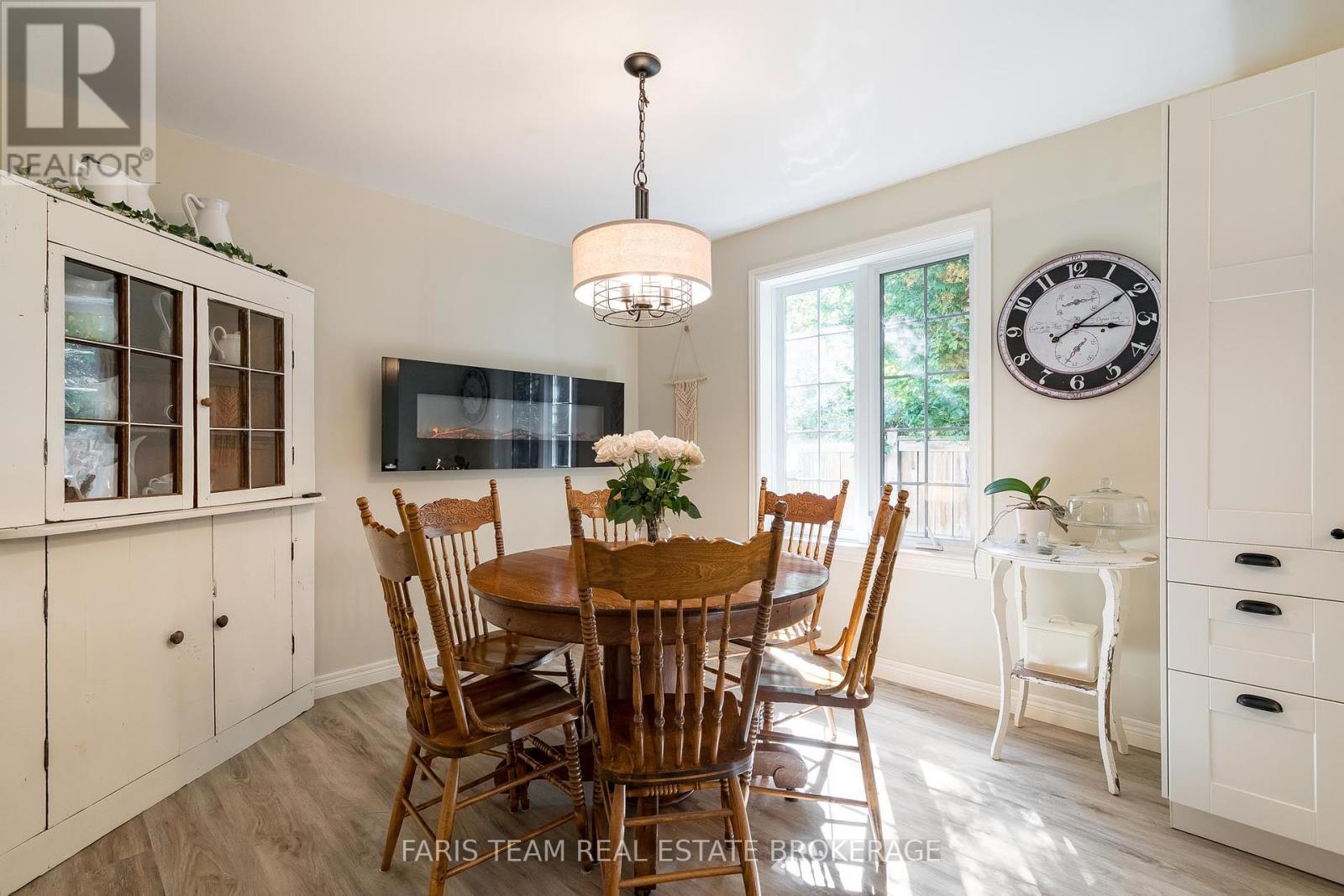 1089 Spruce Road, Innisfil, Ontario  L0L 1C0 - Photo 13 - N12419208