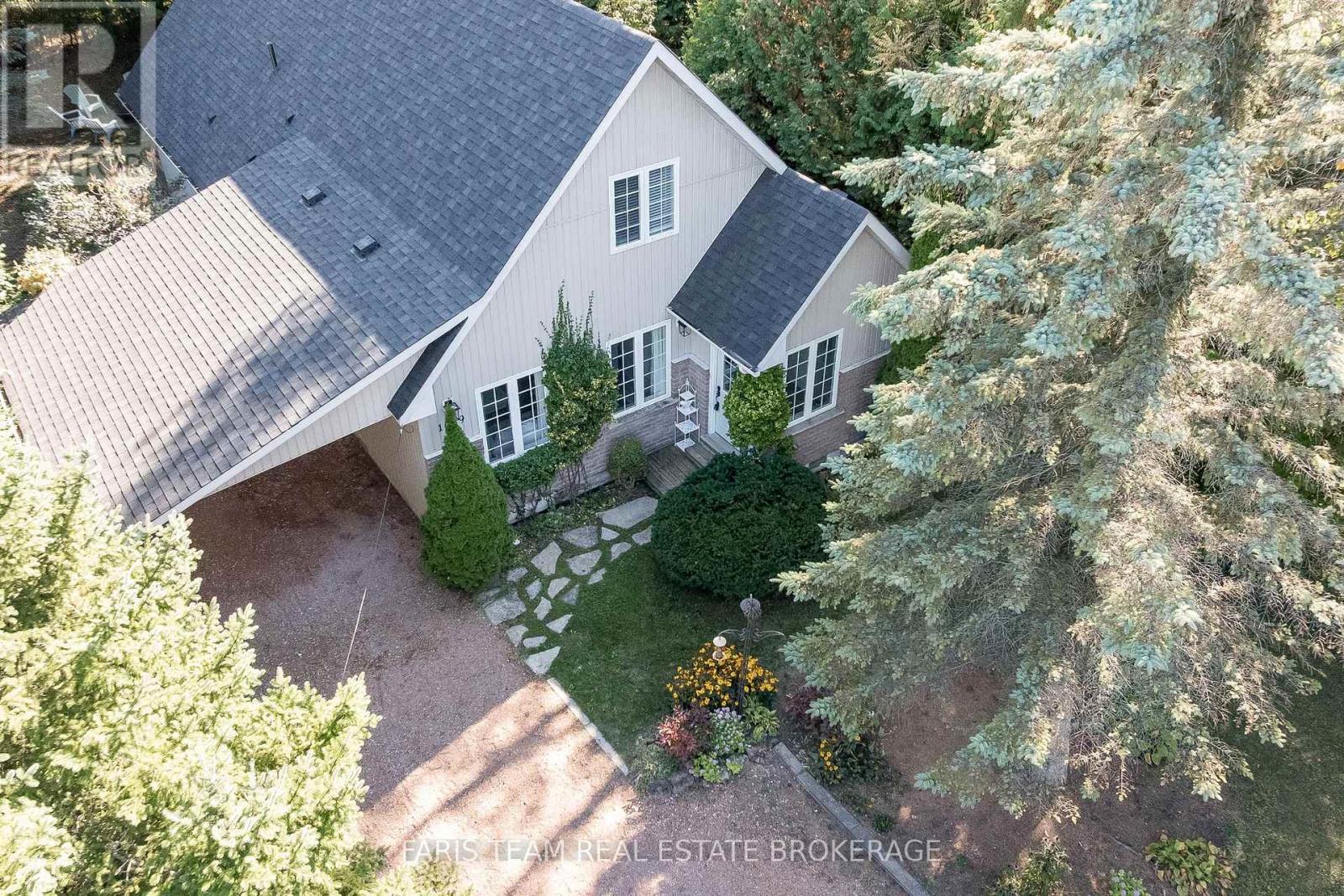 Property at 1089 SPRUCE ROAD image 2