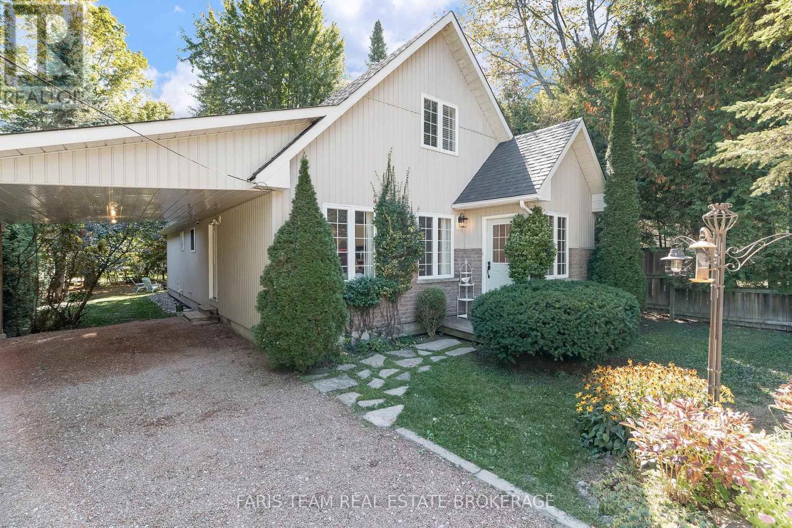 Property at 1089 SPRUCE ROAD image 4