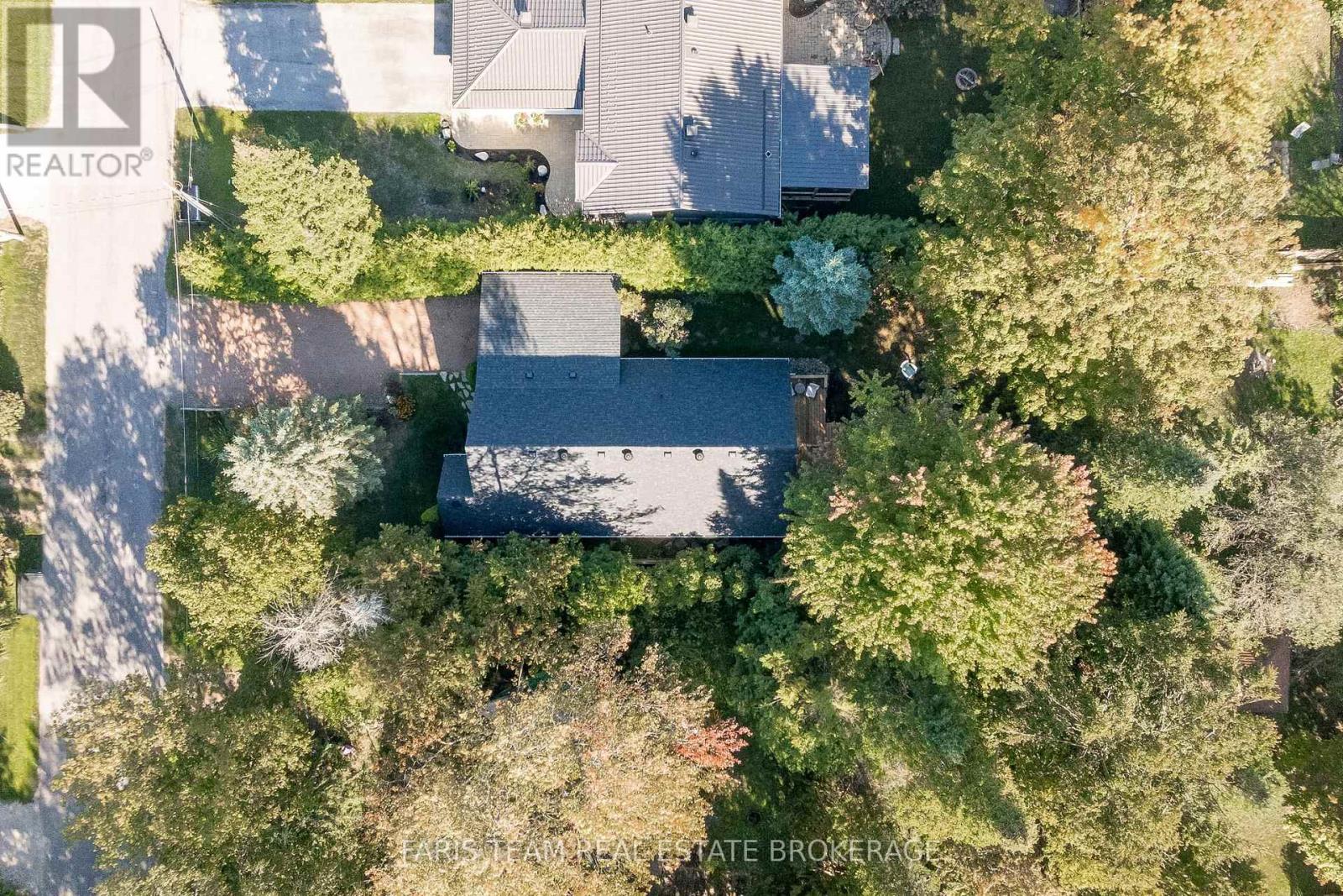 1089 Spruce Road, Innisfil, Ontario  L0L 1C0 - Photo 43 - N12419208