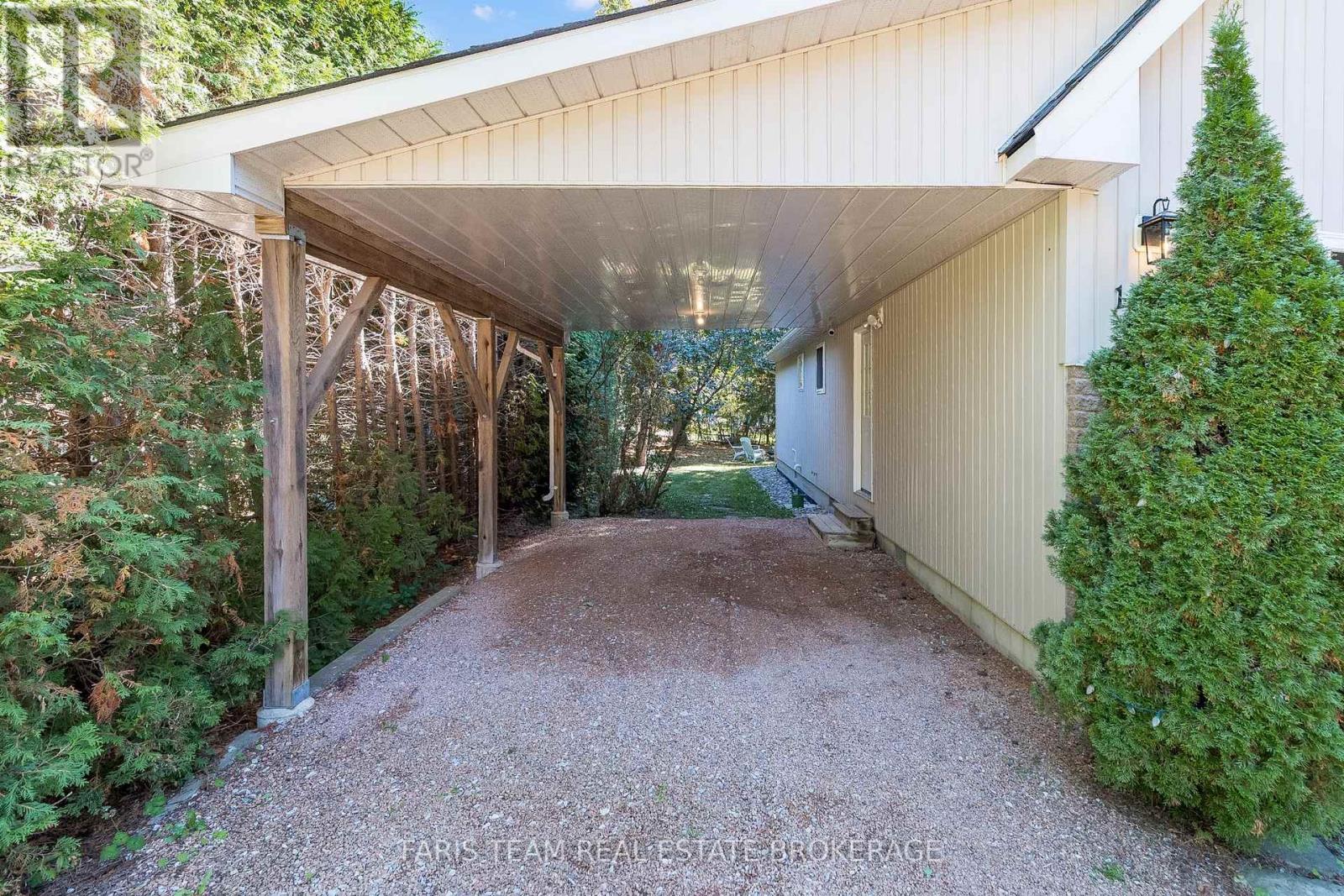 Property at 1089 SPRUCE ROAD image 5